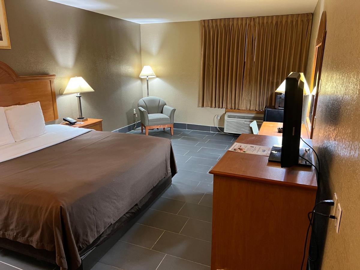 Americas Best Value Inn Pharr/Mcallen Esterno foto