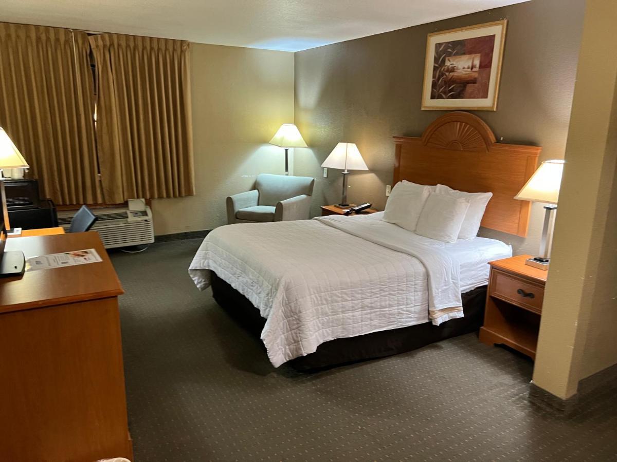 Americas Best Value Inn Pharr/Mcallen Esterno foto
