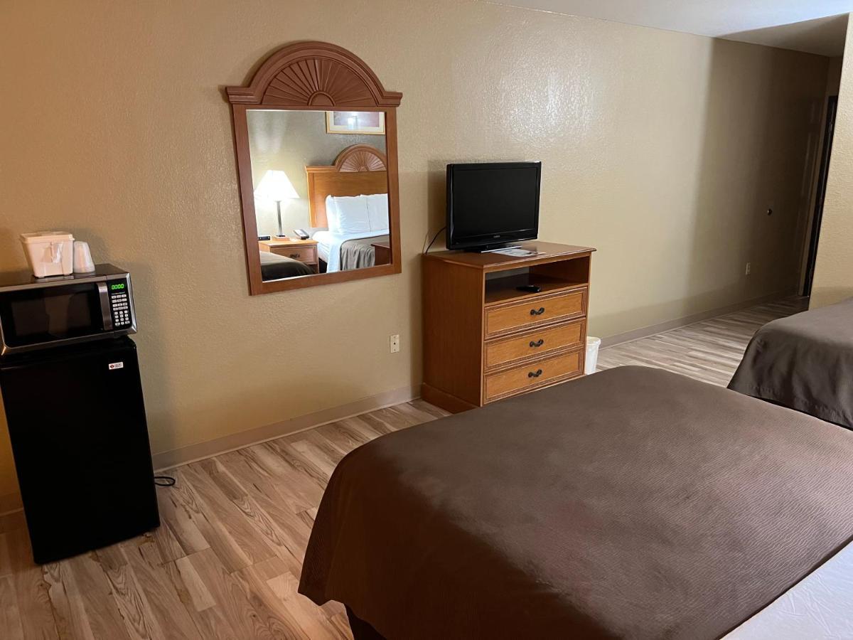 Americas Best Value Inn Pharr/Mcallen Esterno foto