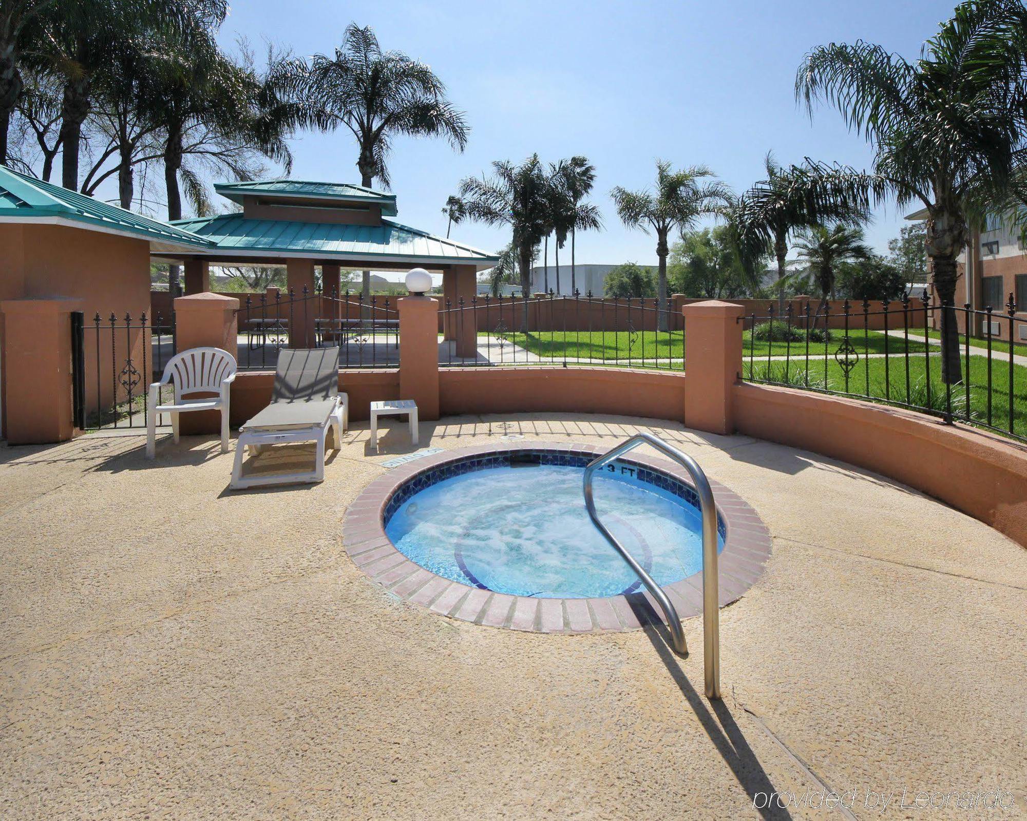 Americas Best Value Inn Pharr/Mcallen Esterno foto