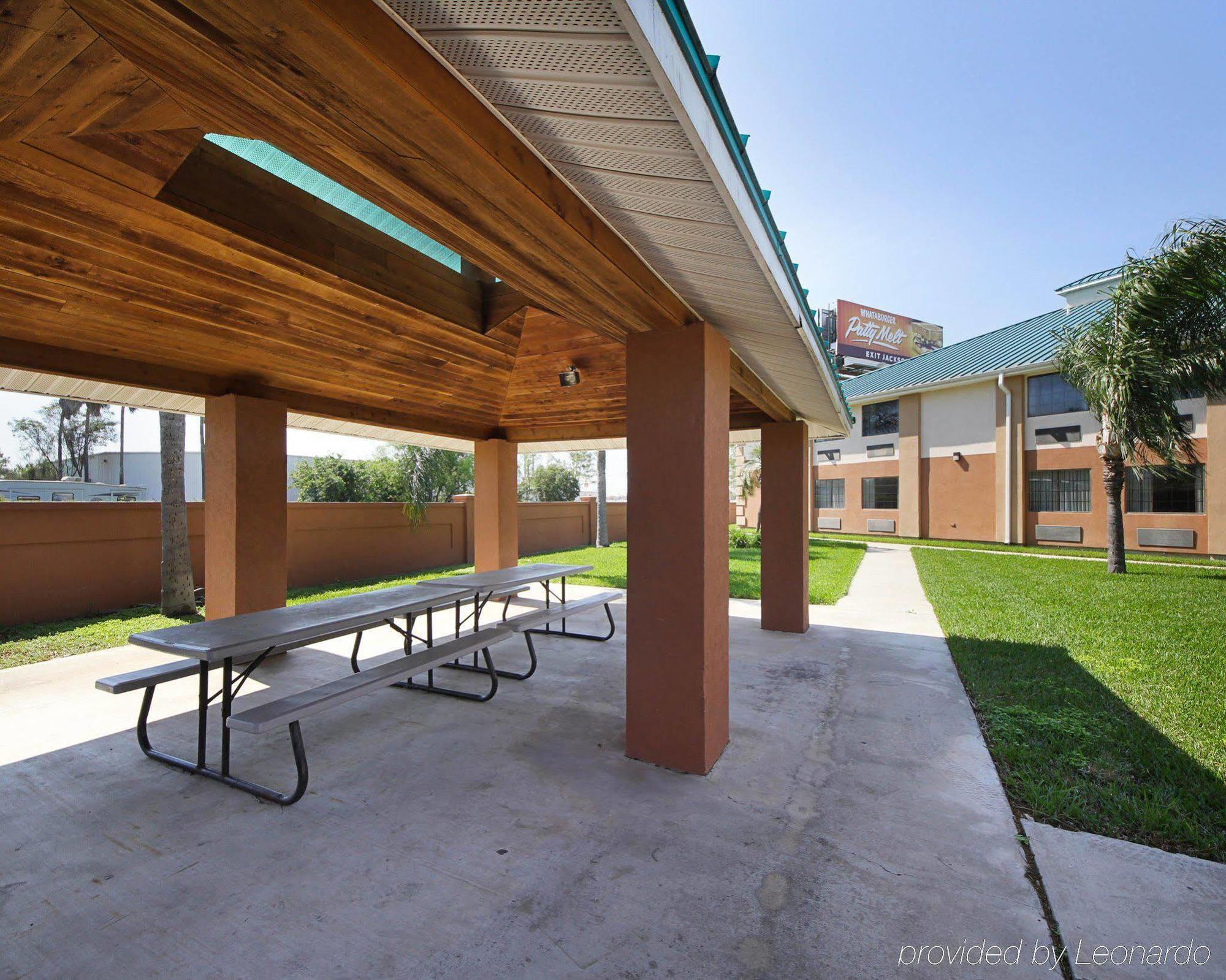 Americas Best Value Inn Pharr/Mcallen Esterno foto