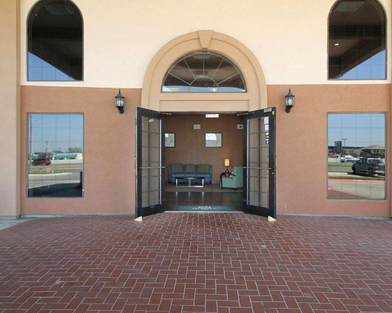 Americas Best Value Inn Pharr/Mcallen Esterno foto